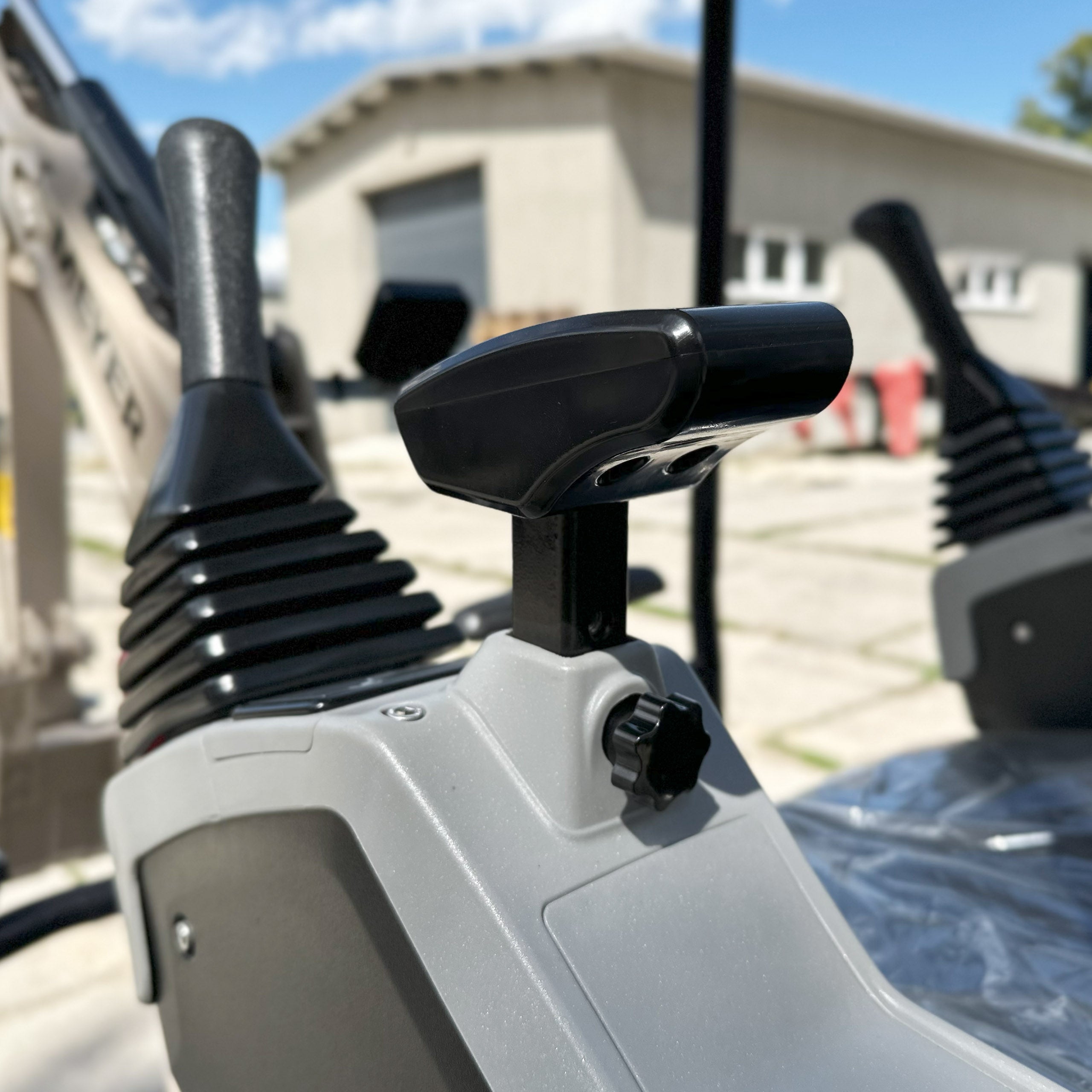 Minikoparka gąsienicowa MEYER EX12K