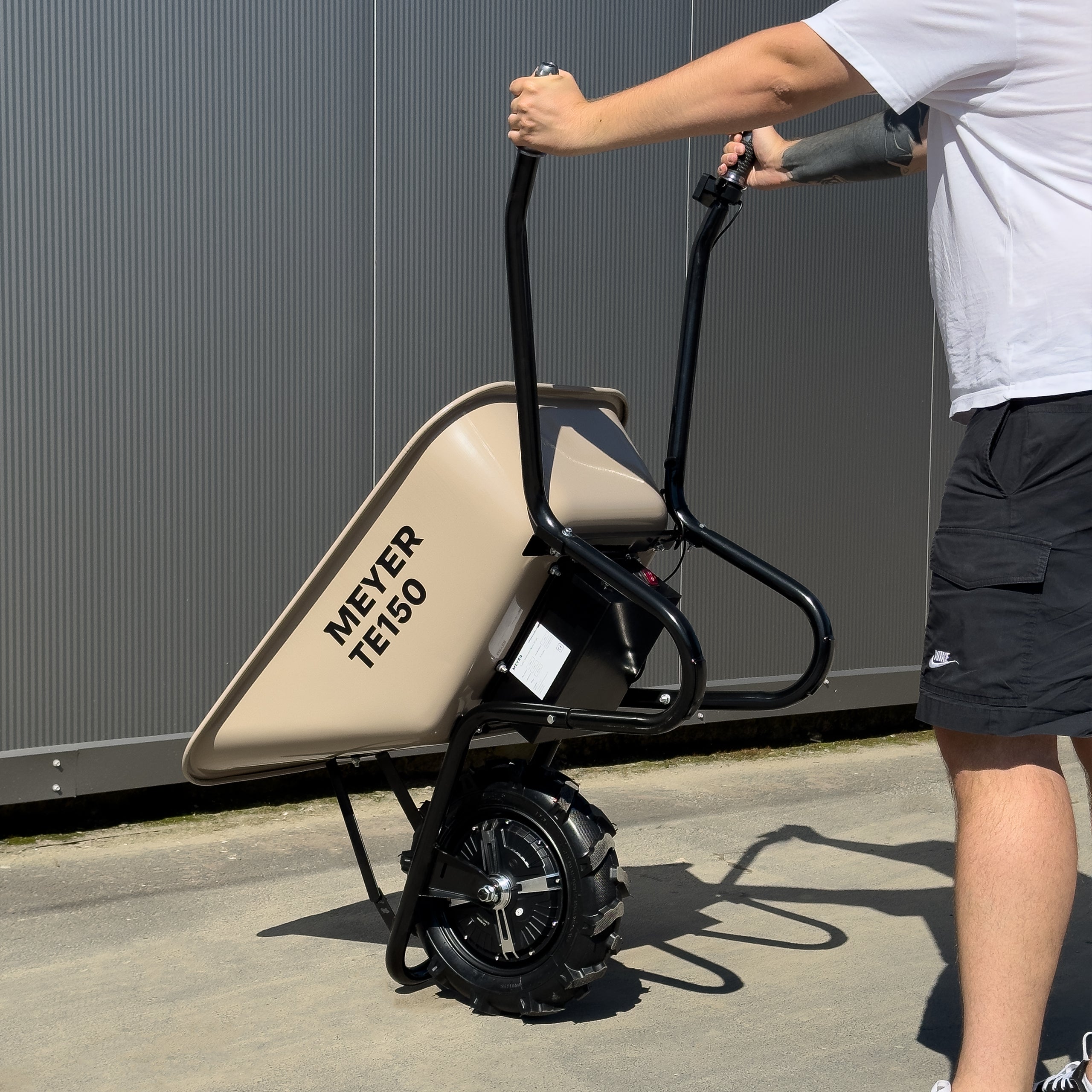 Taczka elektryczna z napędem MEYER TE150