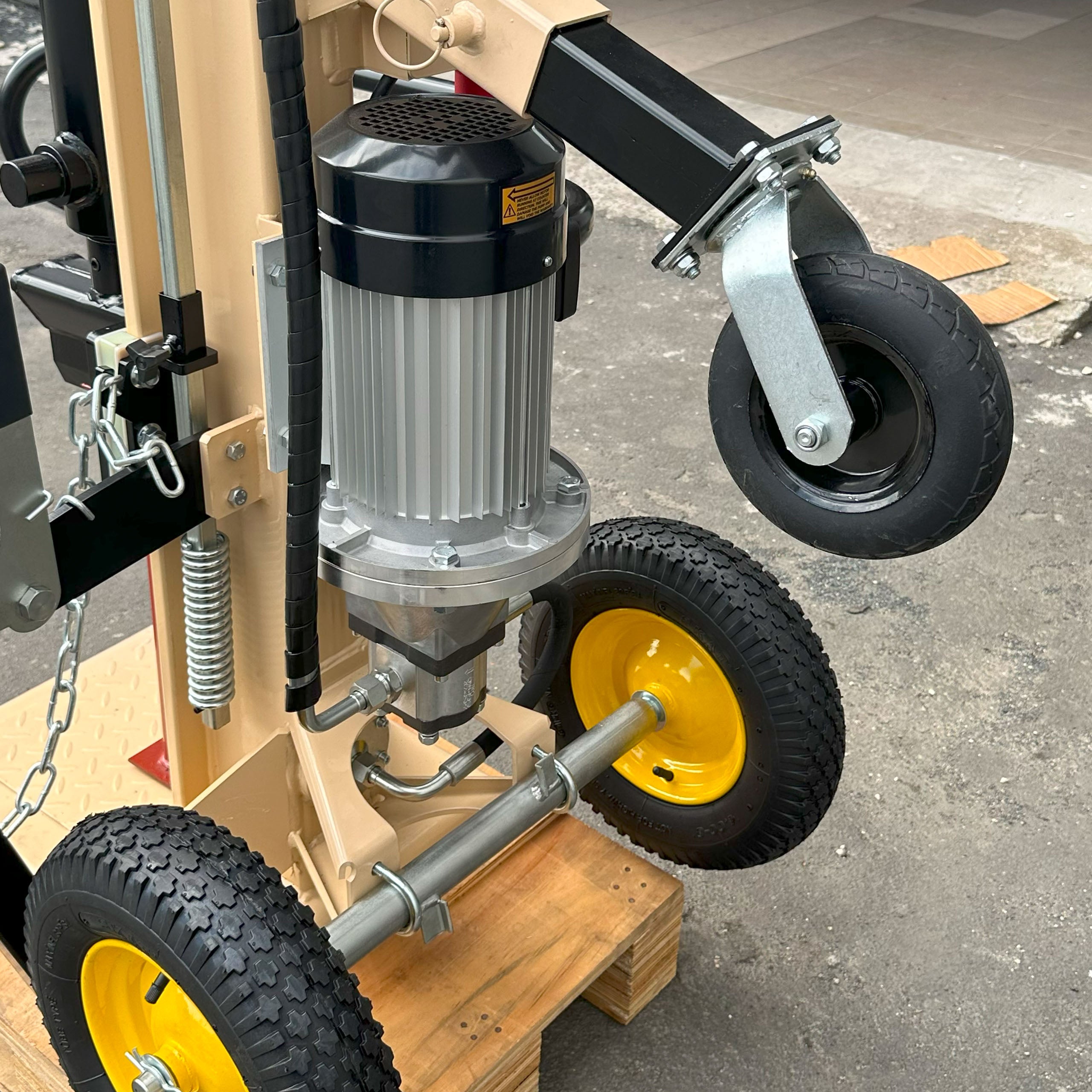 Łuparka do drewna MEYER M16TN 400V (16 ton)