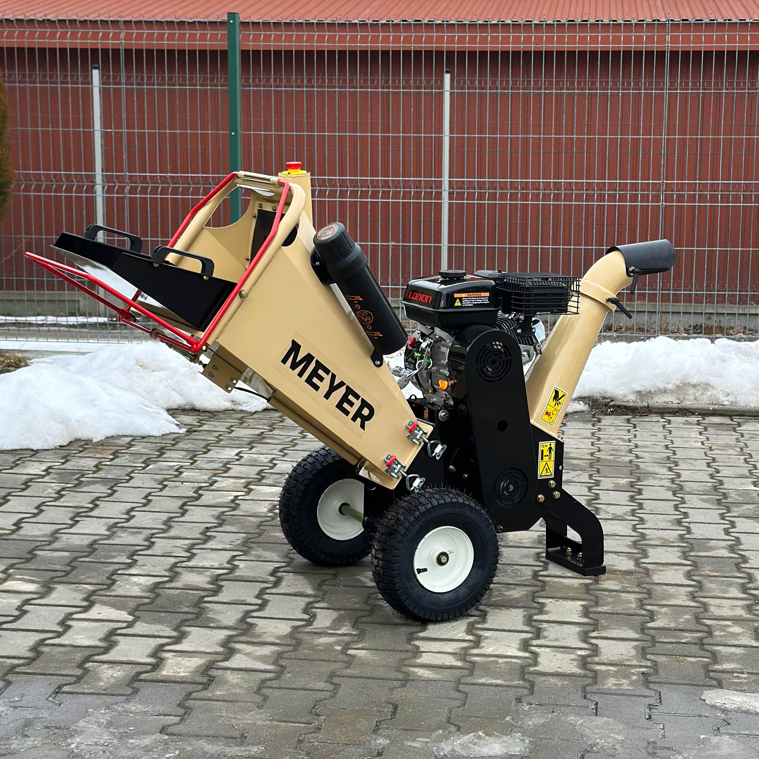 Rębak, rozdrabniacz spalinowy MEYER R10SL