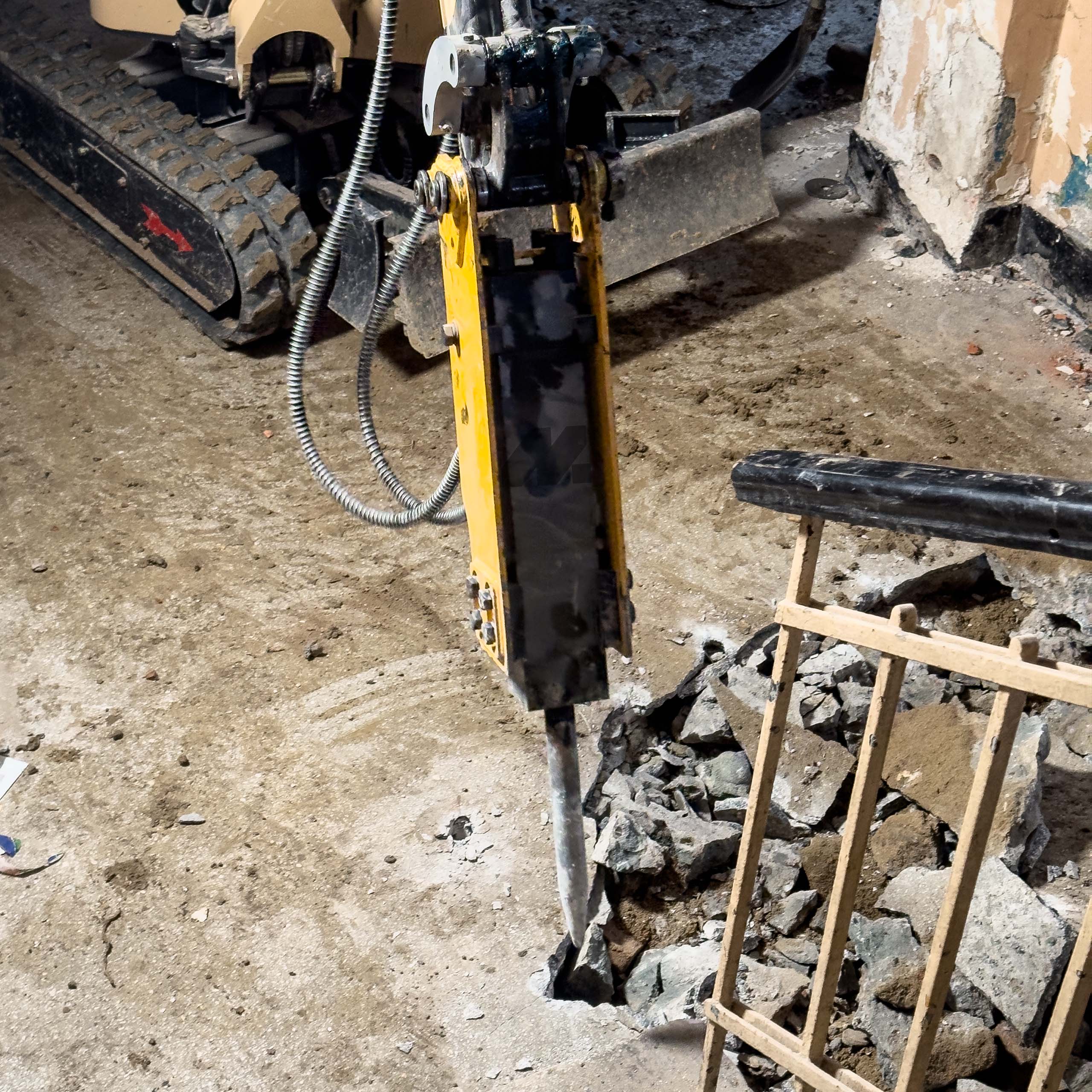 Młot kujący do minikoparki MEYER