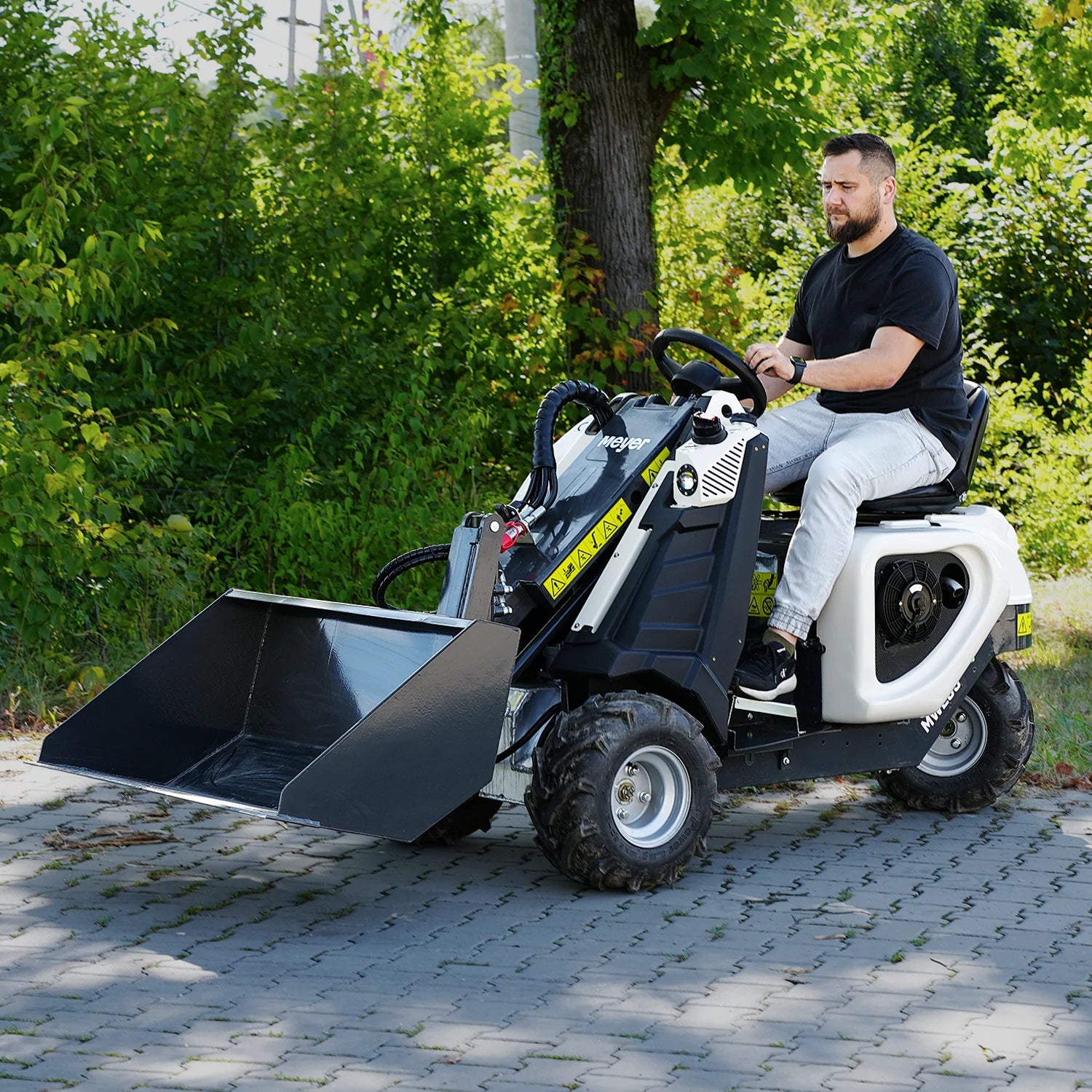 Miniładowarka kołowa MEYER MWL35