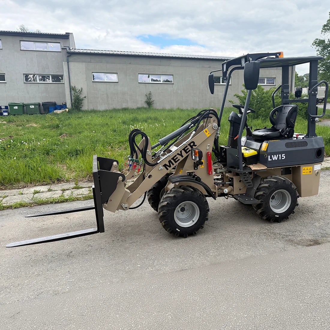 Widły paletowe do ładowarki MEYER LW15