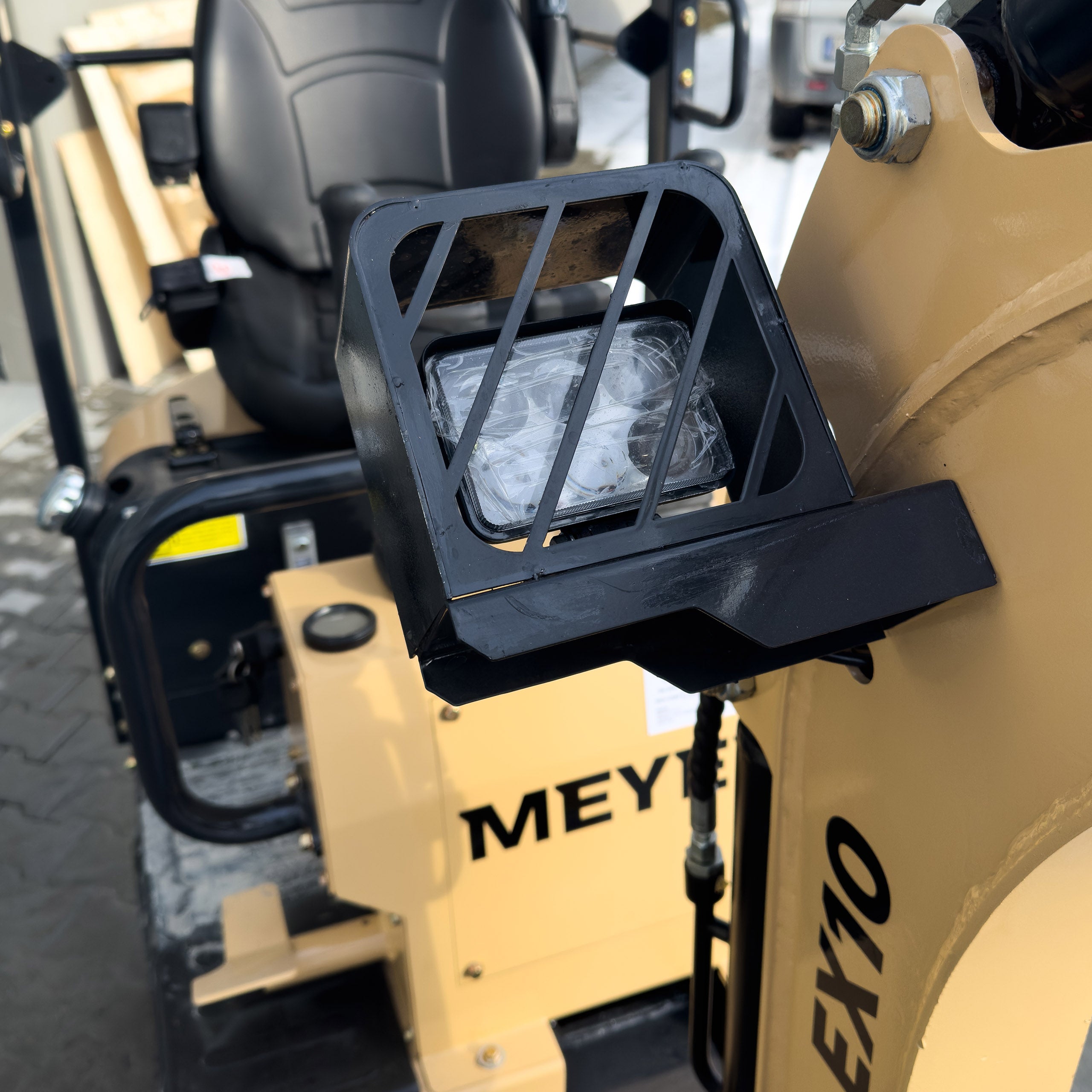 Minikoparka gąsienicowa MEYER EX10 – skrętne ramię, silnik Briggs & Stratton