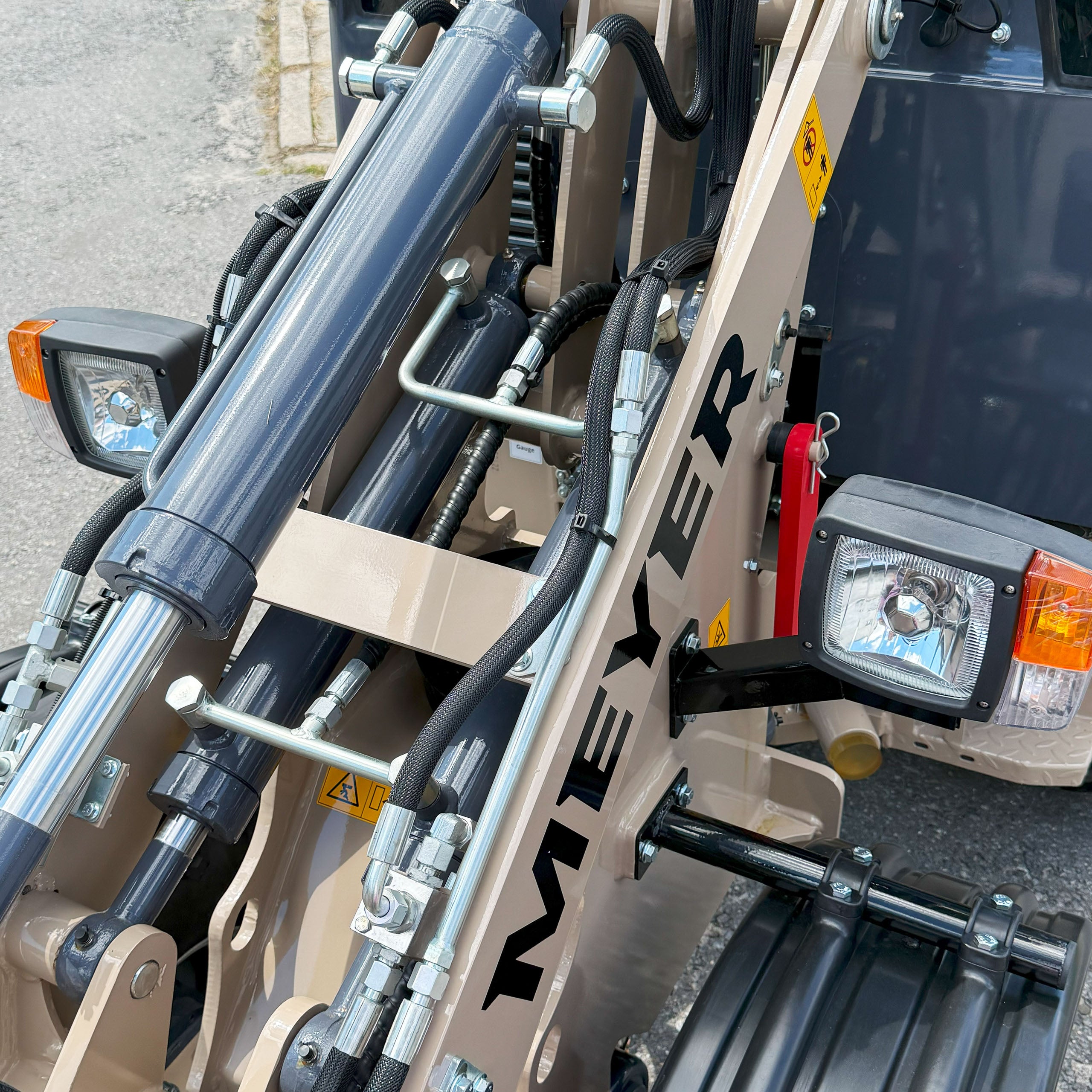 Ładowarka kołowa MEYER LW15 z kabiną