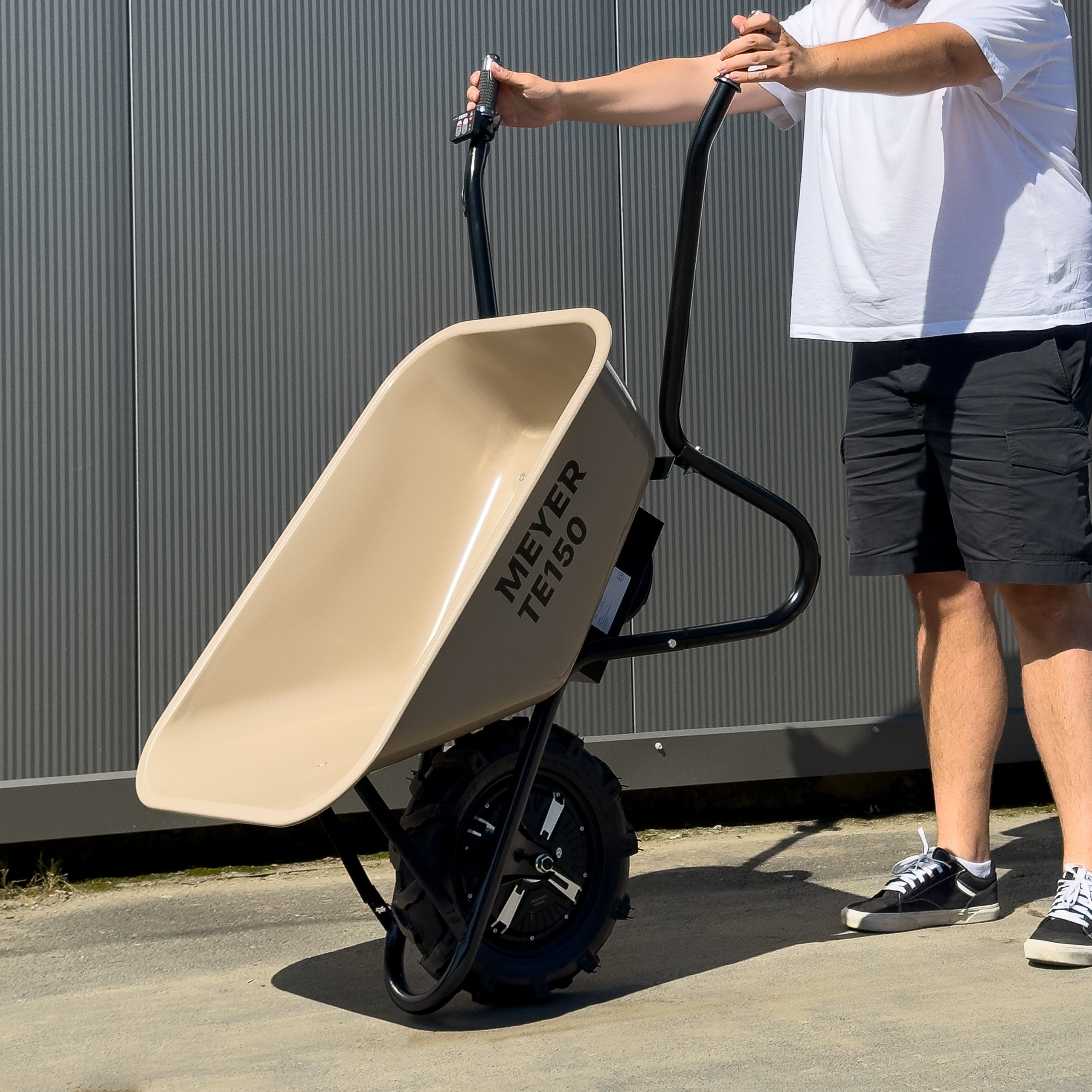 Taczka elektryczna z napędem MEYER TE150