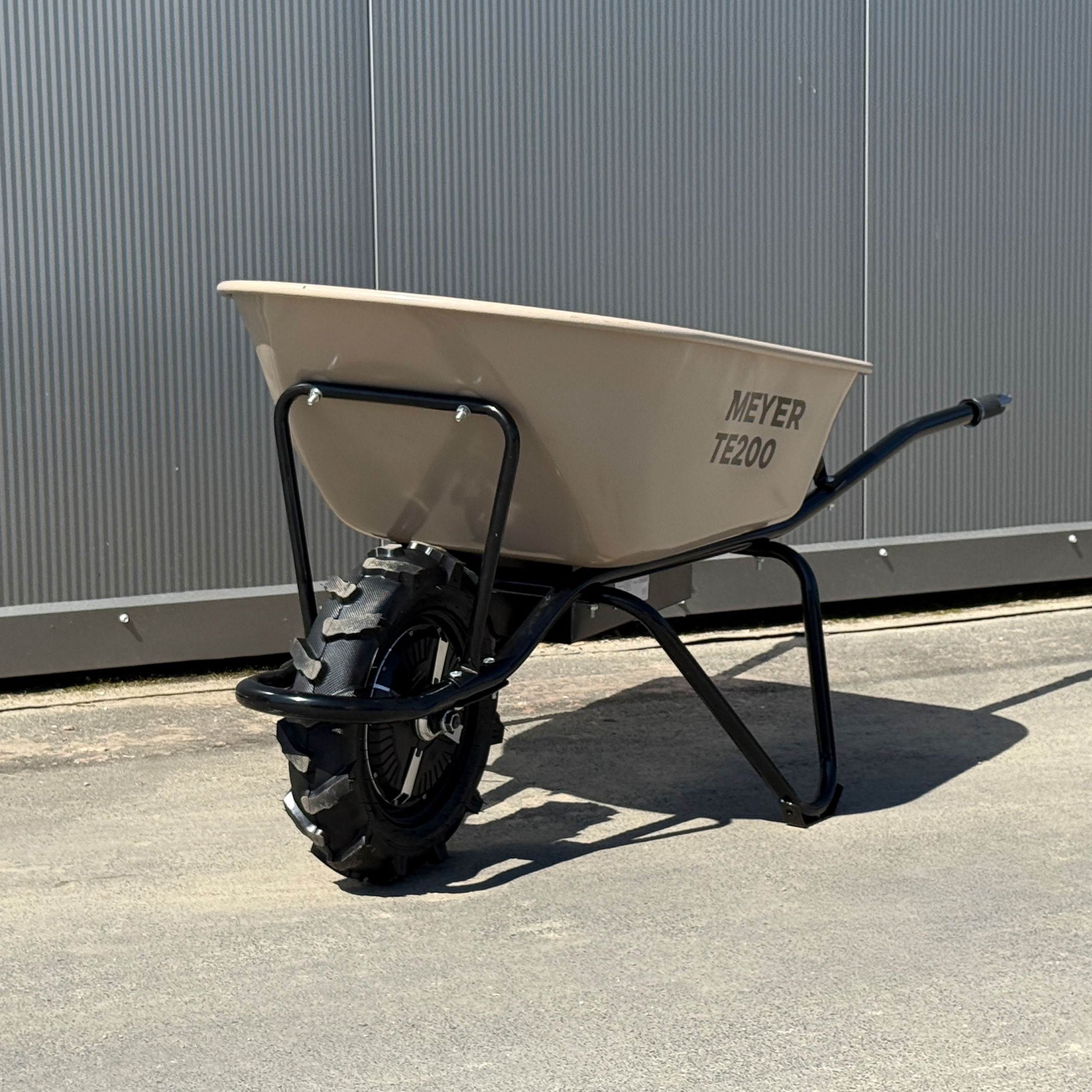 Taczka elektryczna z napędem MEYER TE200