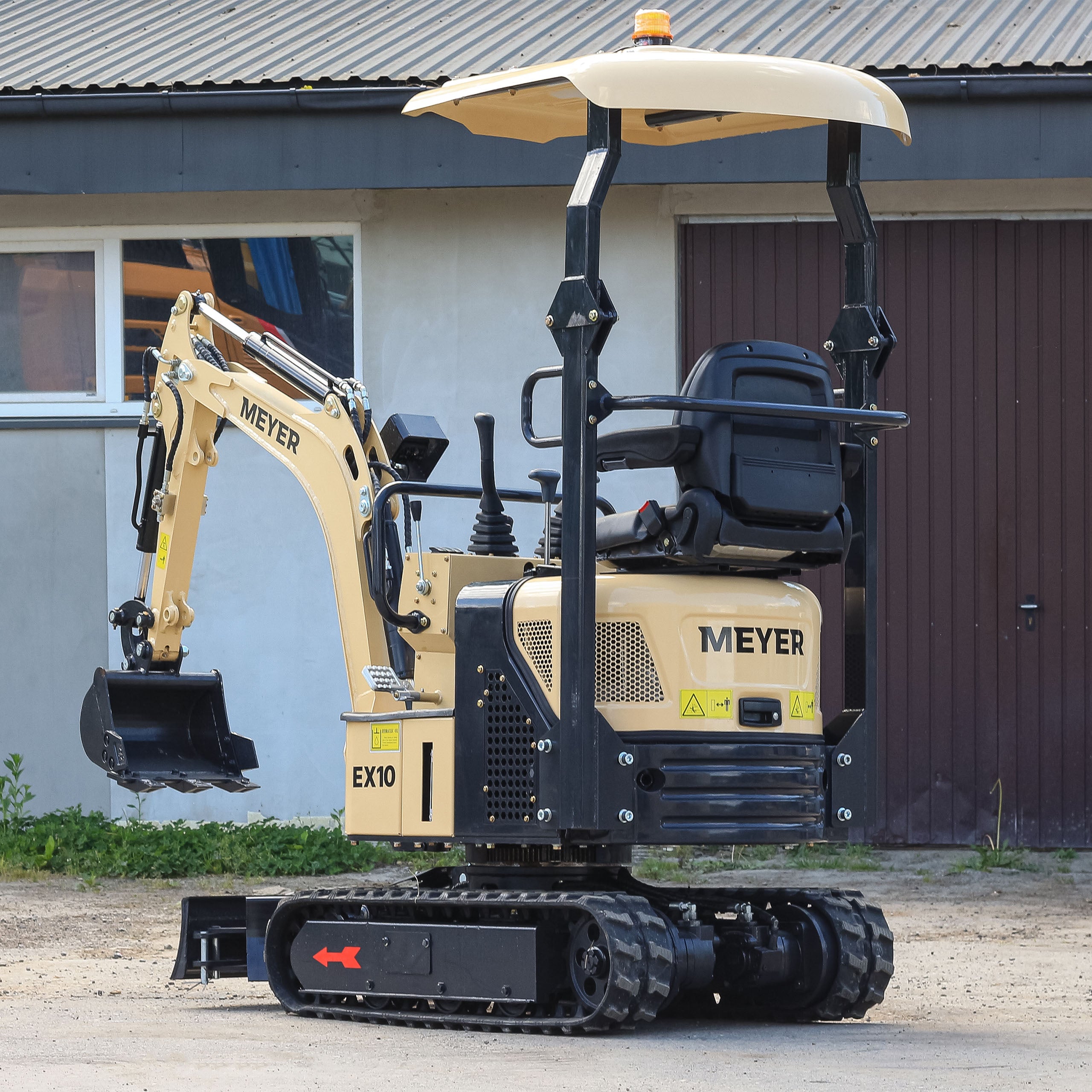 Minikoparka gąsienicowa MEYER EX10 (silnik Briggs & Stratton, skrętne ramię, rozsuwane gąsienice)