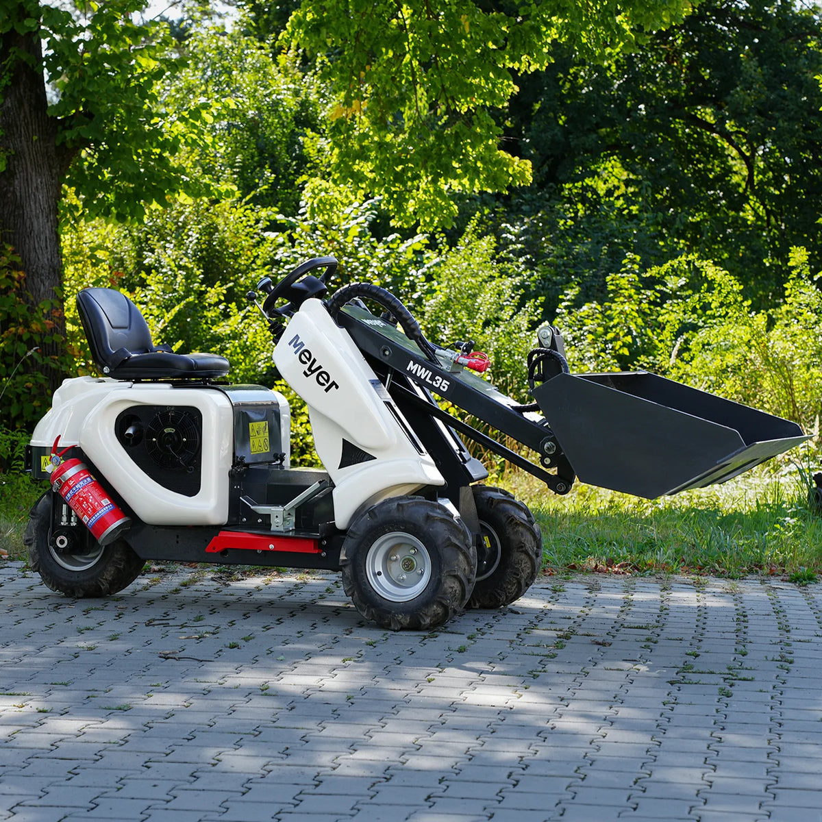 Miniładowarka kołowa MEYER MWL35