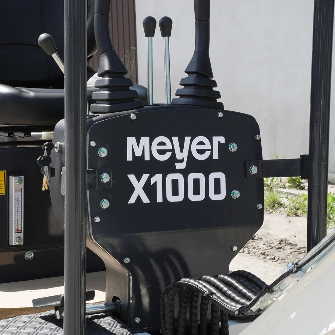 Minikoparka gąsienicowa MEYER X1000 - skrętne ramię